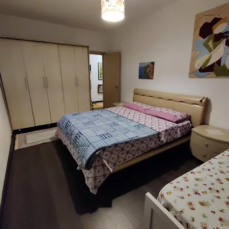 Apartment Jeshil House Tirana