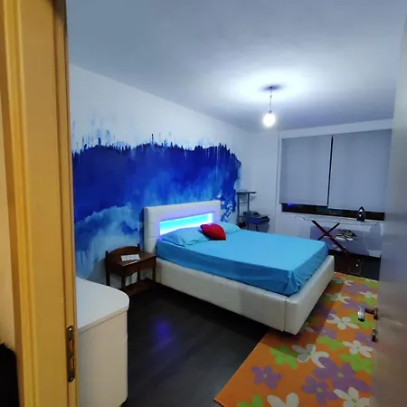Jeshil House *
